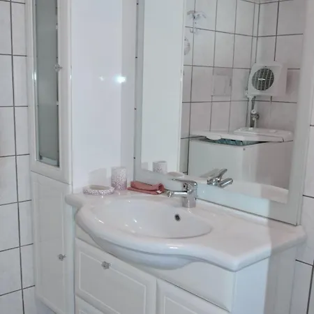 La Maison Bleue Im Zentrum Des Elsass In By Interhome *
